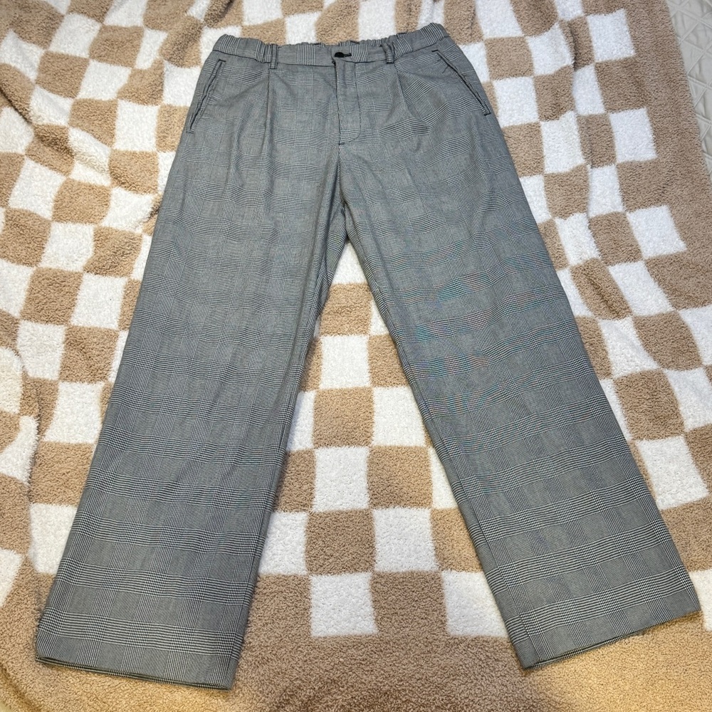 Zara Men's Elegant Gray Dress Pants